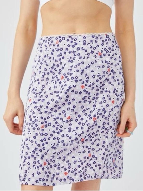 Aritzia Dresses & Skirts - Aritzia Sunday Best Penelope Satin Dainty  Floral Slip Skirt high waist size 4